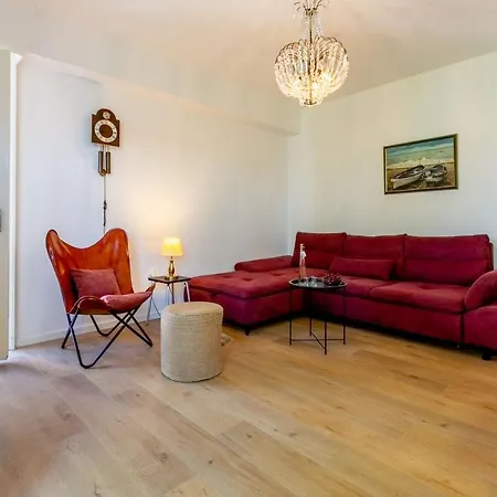 Apartment Marinero